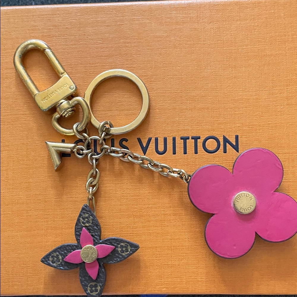 Louis Vuitton Porto Cure Blooming Flower Bag Charm Limited Ed-Full Inclusion - Picture 6 of 7